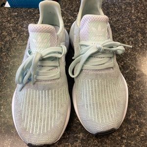 Women’s Adidas Swift Run